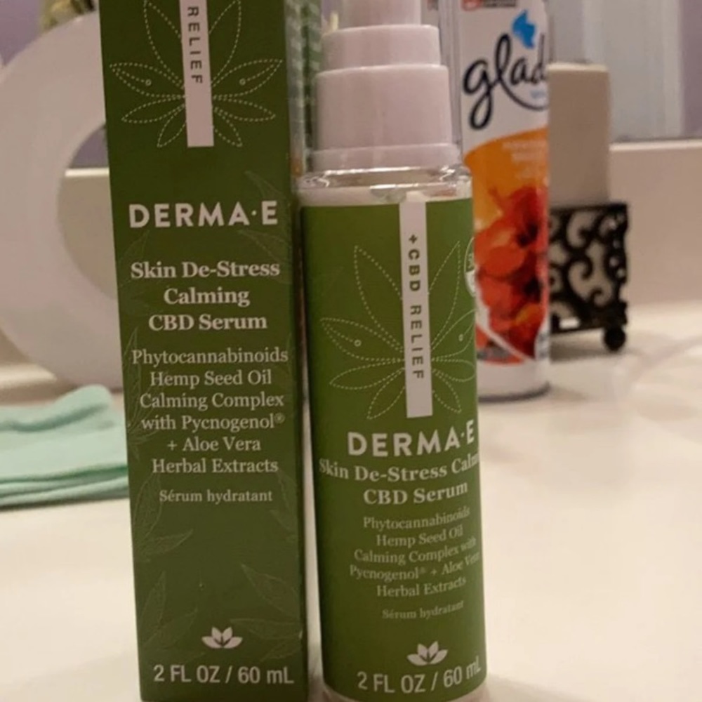 Derma E Serum